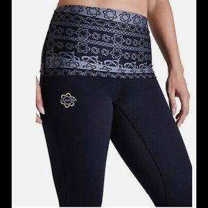 Zaggora Hot Pants - size large